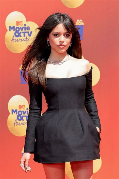 Jenna Ortega Height, Weight and Body Measurements